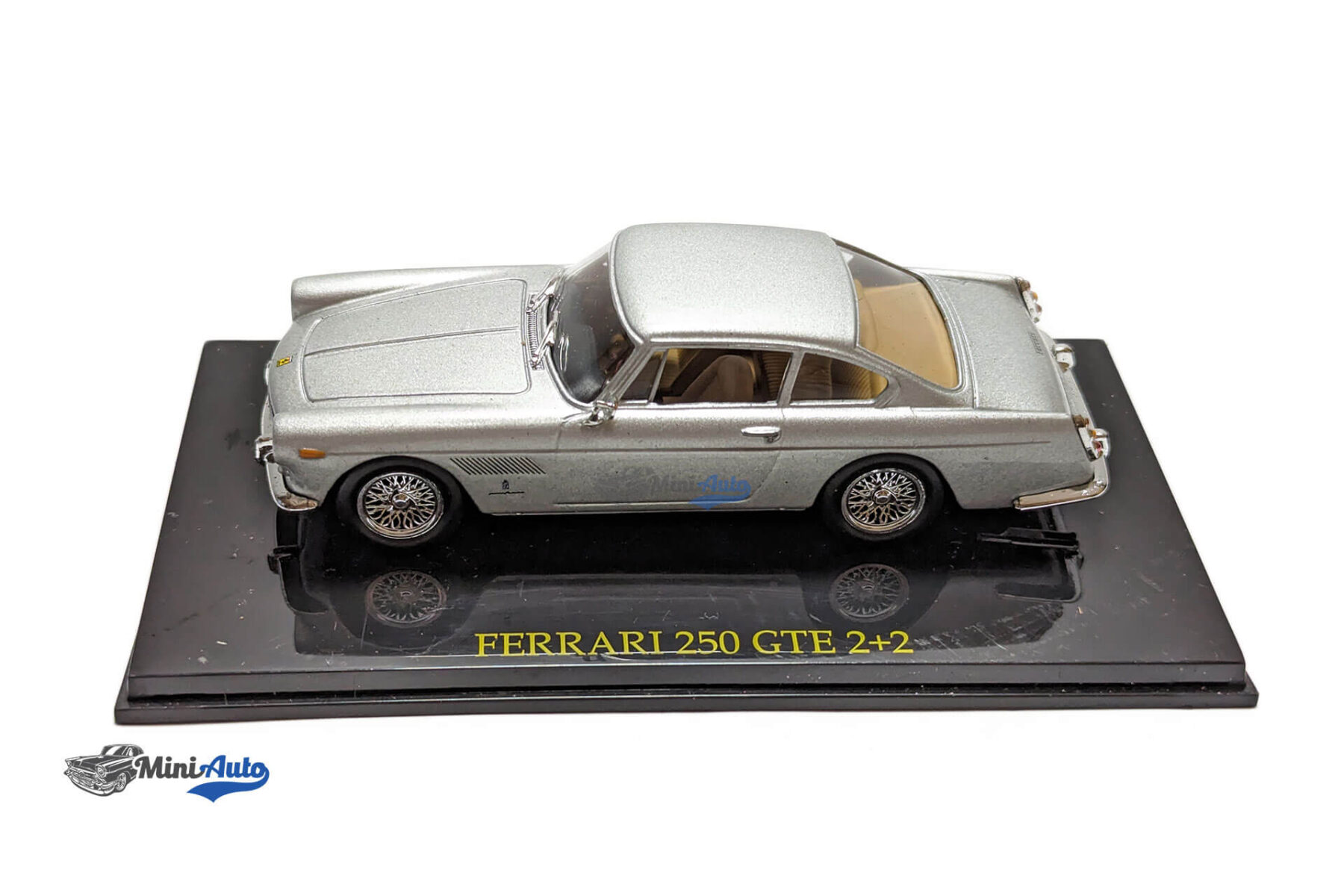 Ferrari-250-GTE-2+2---1960---Silver_4 Ferrari 250 GTE 2+2 - 1960 - Silver - Image 2