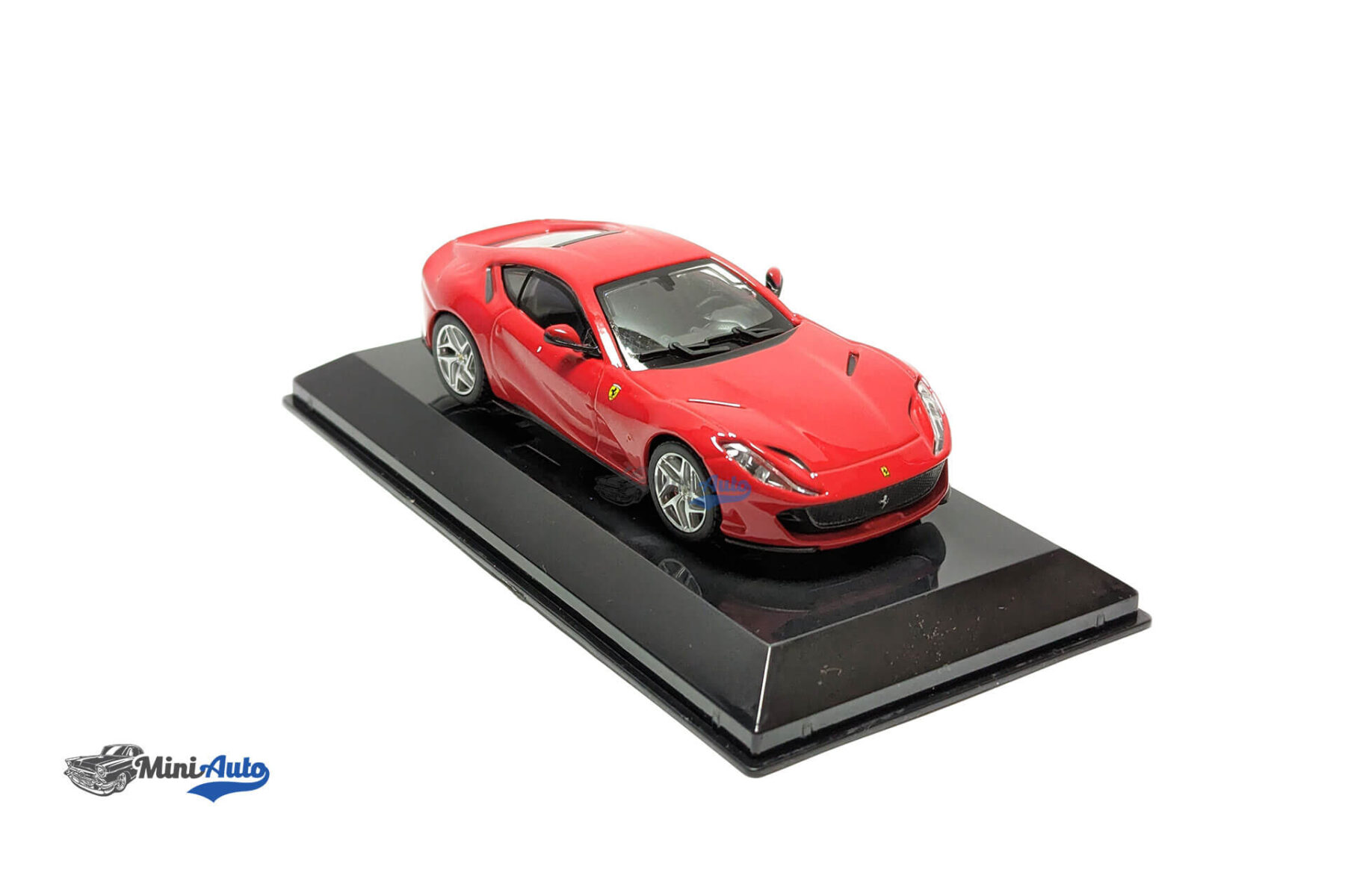 Ferrari 812 Superfast - 2017 - Red - Image 4