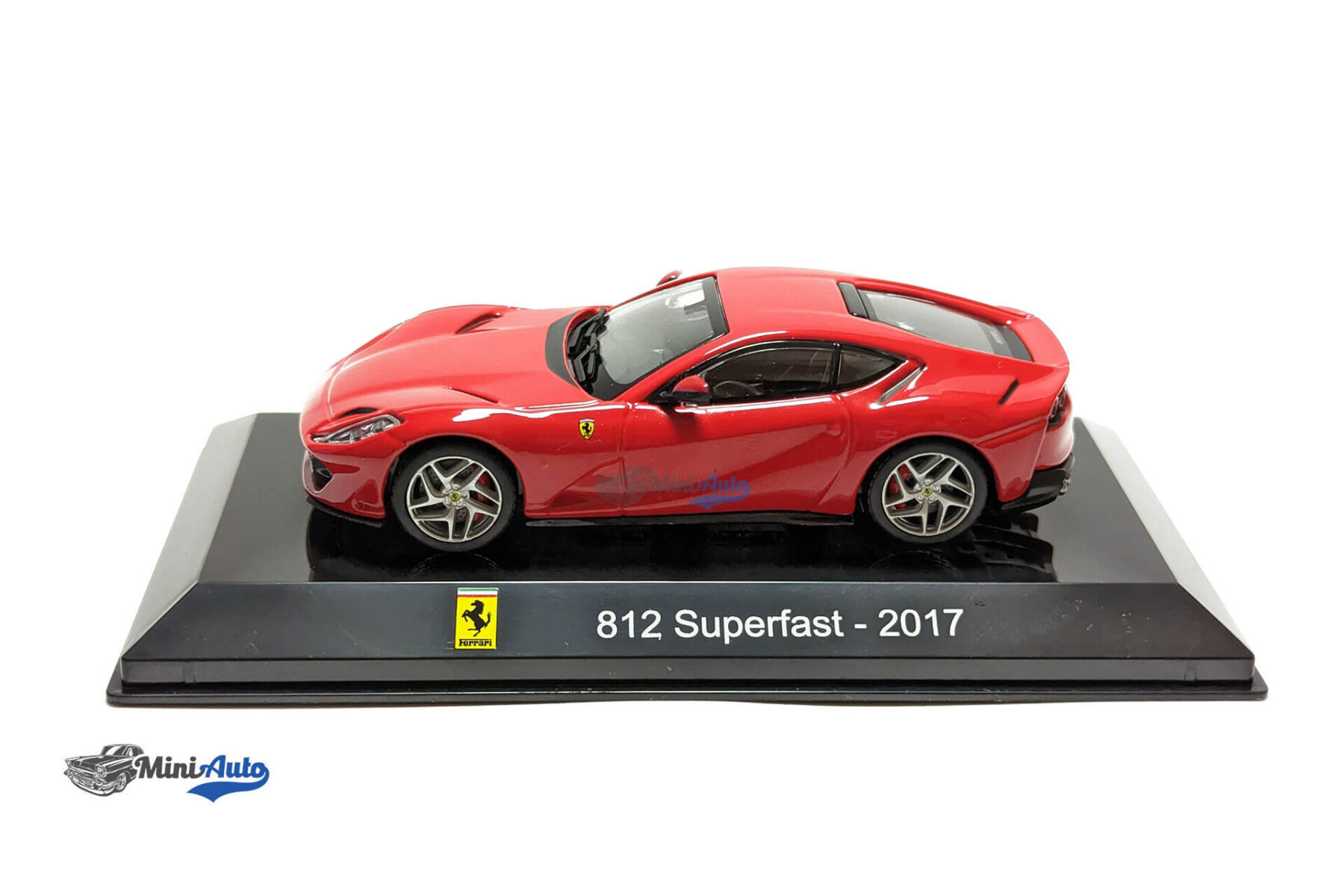 Ferrari 812 Superfast - 2017 - Red - Image 2