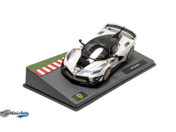 Ferrari FXX-K #70 - 2017 - White/Black