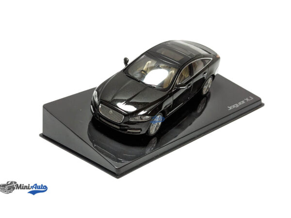 Jaguar XJ (X351) - 2009 - Black