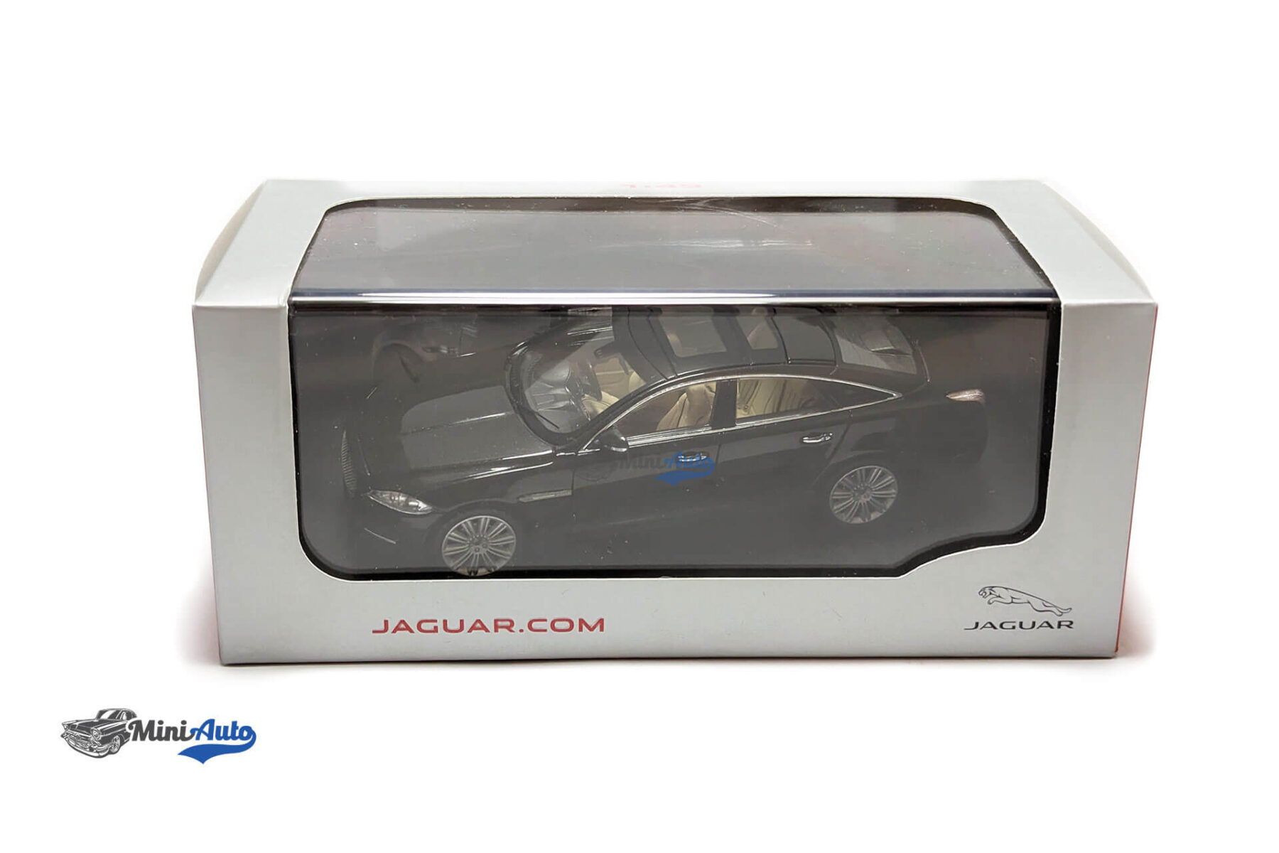 Jaguar XJ (X351) - 2009 - Black - Image 8