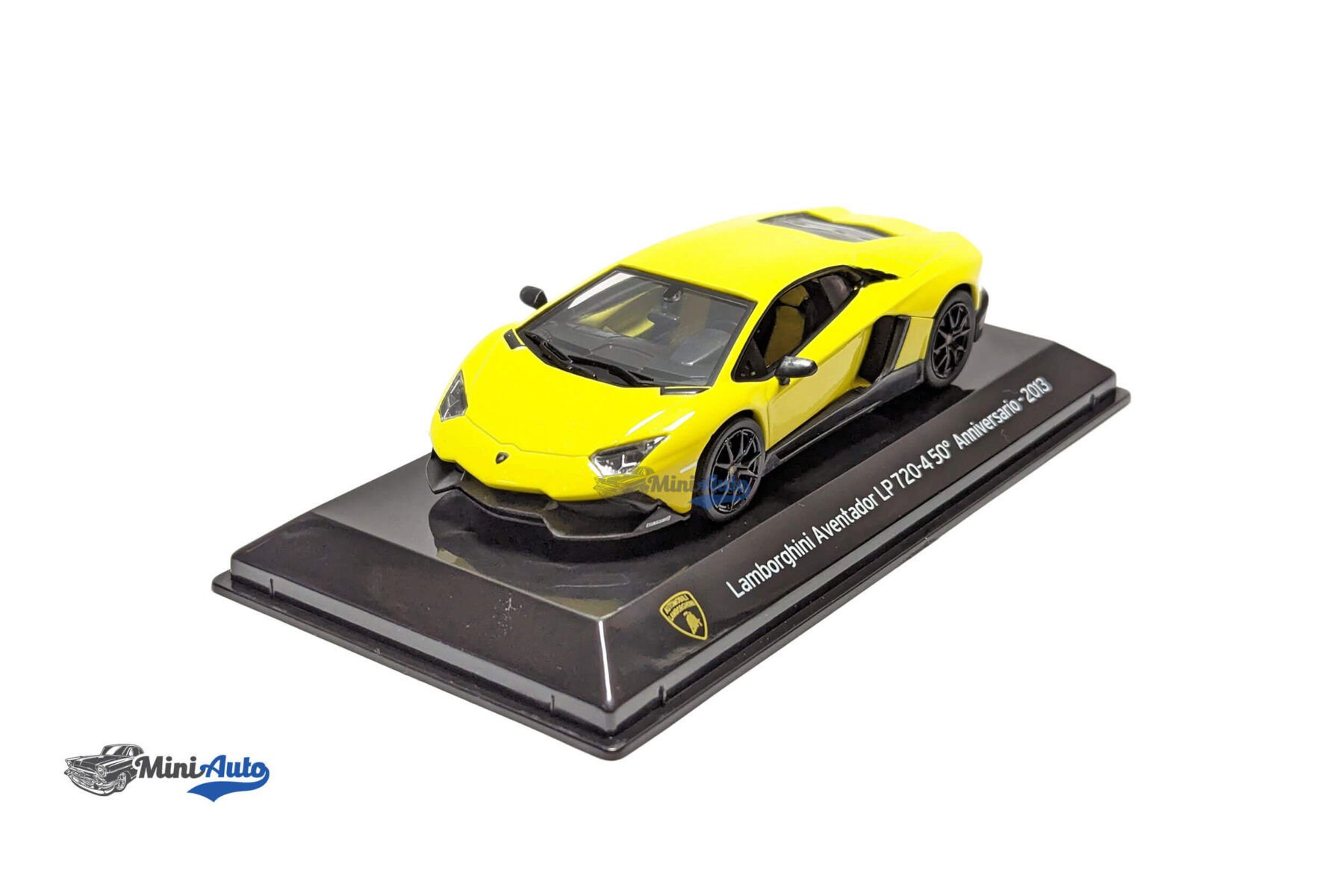 Lamborghini Aventador LP 720-4 50th Anniversary - 2013 - Yellow - Image 3