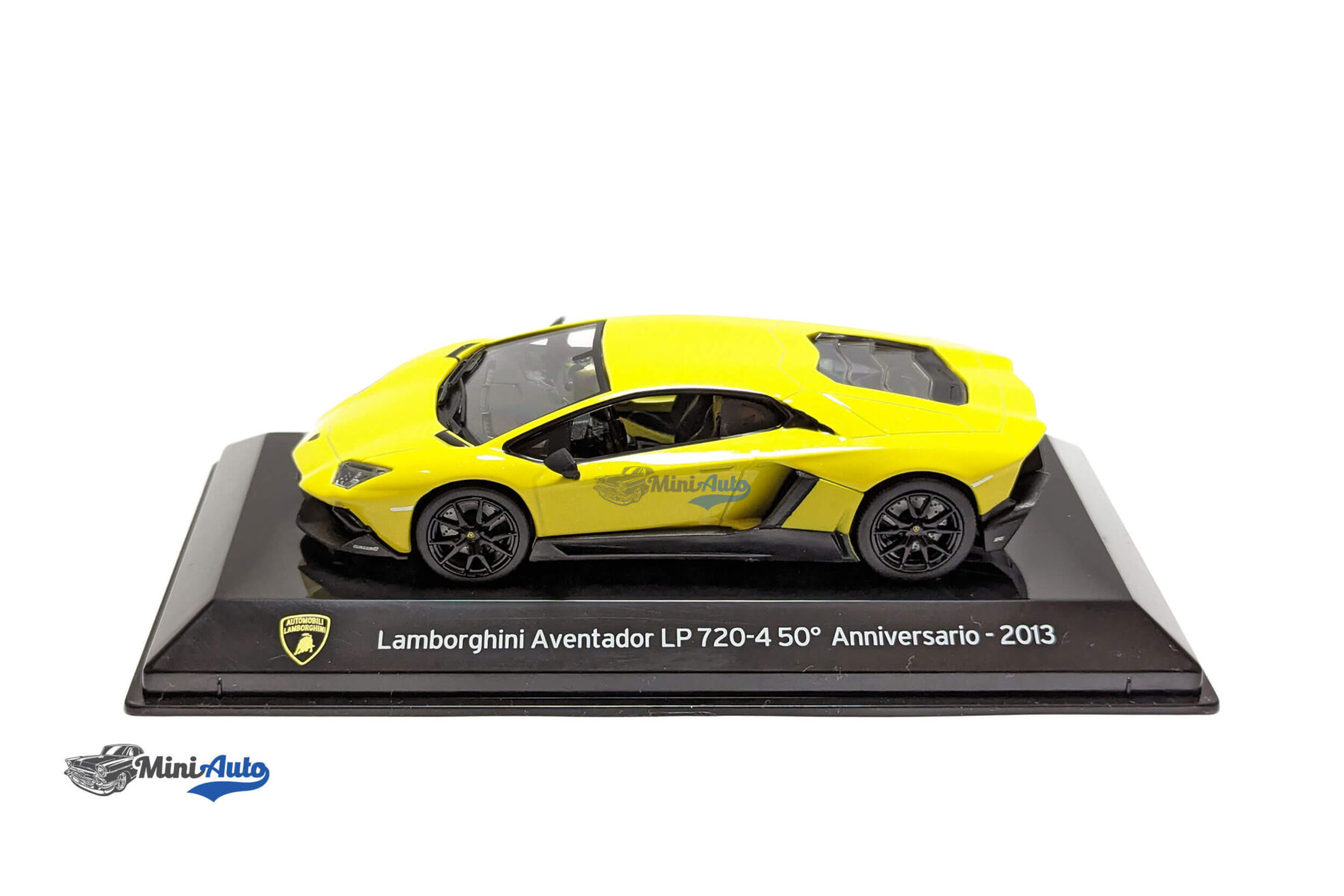 Lamborghini Aventador LP 720-4 50th Anniversary - 2013 - Yellow - Image 2