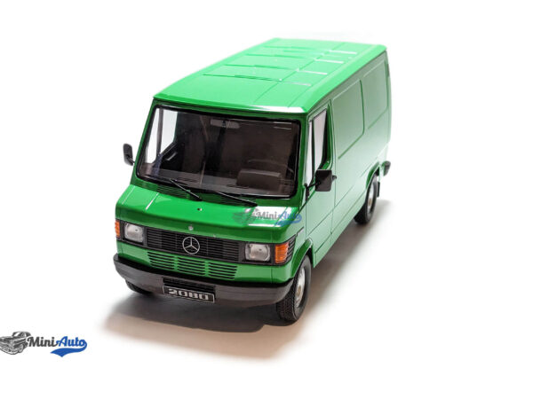Mercedes-Benz 207 D Transporter Limited edition - 1988 - Green
