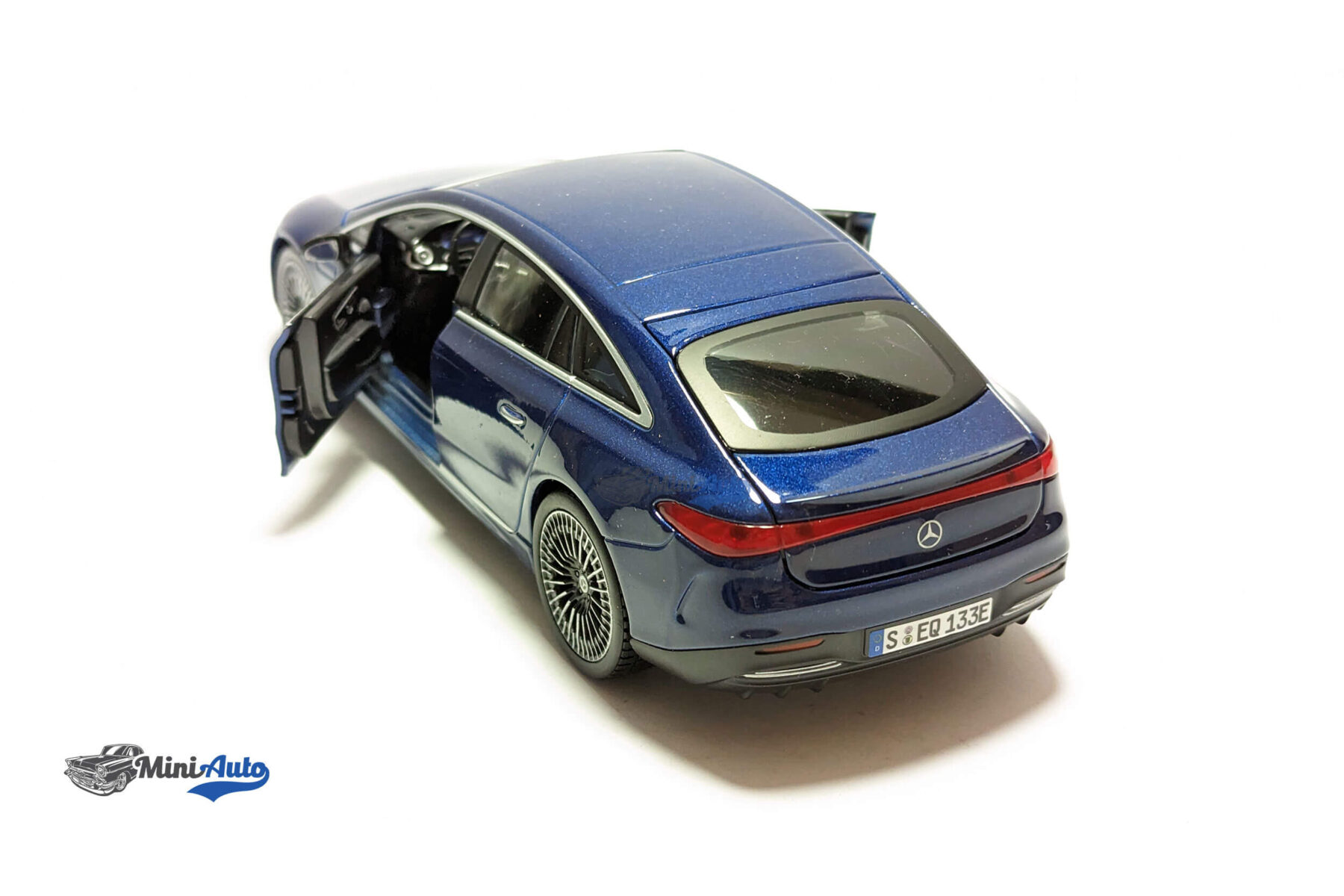 Mercedes-Benz EQS Sedan - 2022 - Blue - Image 4