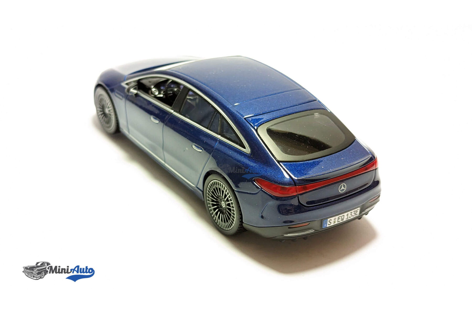 Mercedes-Benz EQS Sedan - 2022 - Blue - Image 10