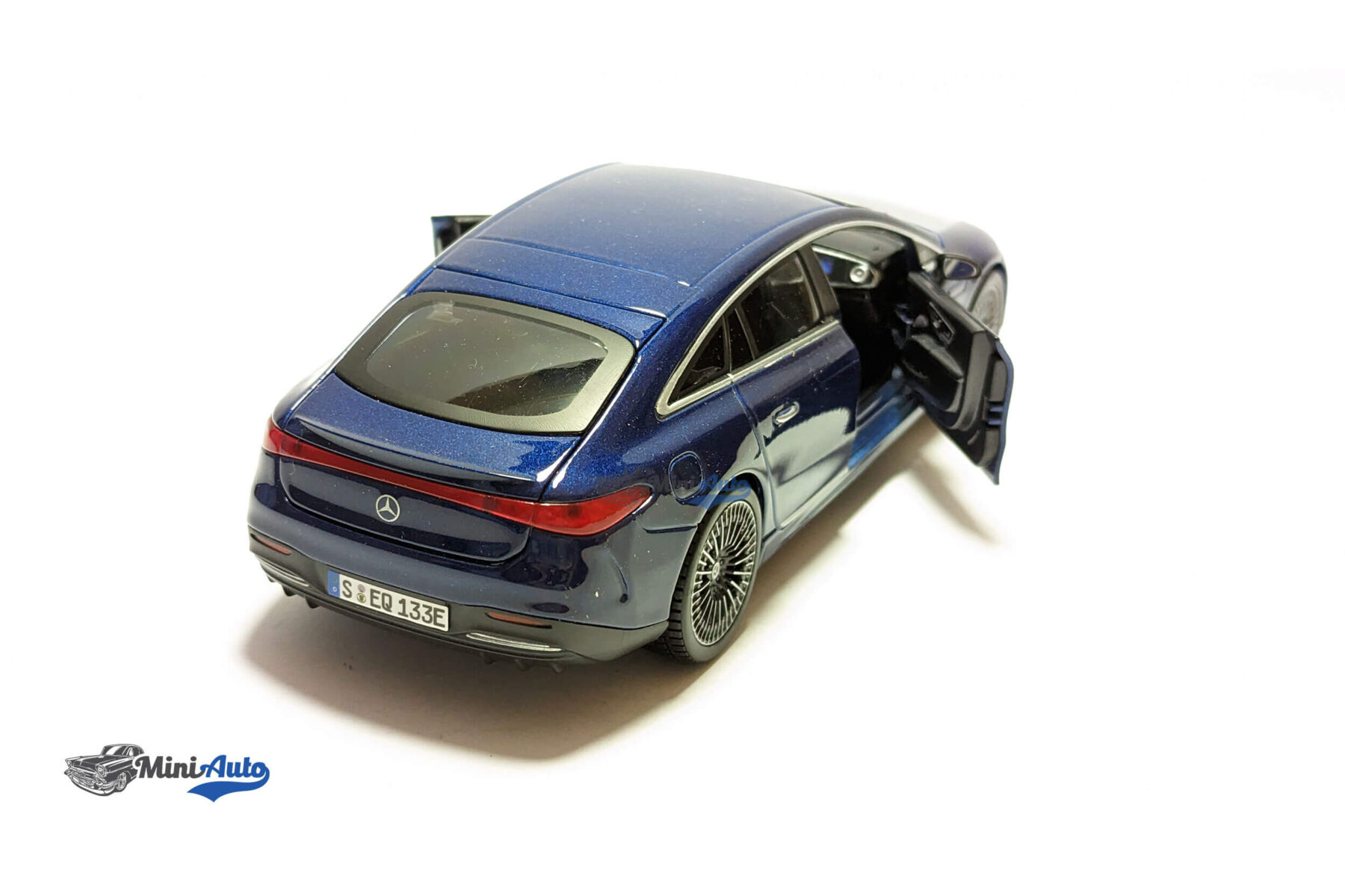 Mercedes-Benz EQS Sedan - 2022 - Blue - Image 5