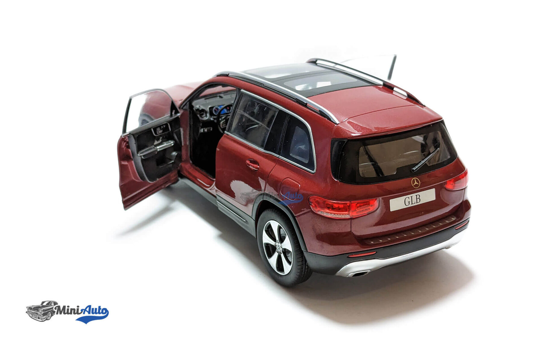 Mercedes-Benz-GLB-(X247)---2019---Red_10 Mercedes-Benz GLB (X247) - 2019 - Red - Image 4