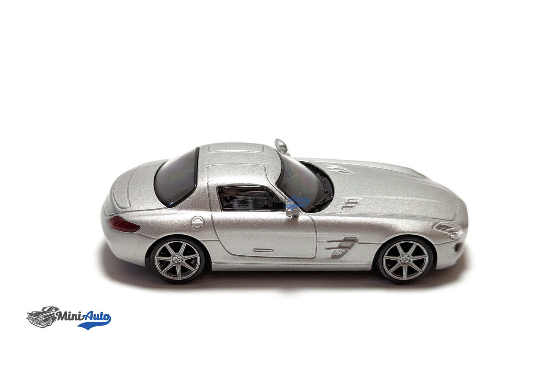 Mercedes-Benz SLS AMG - 2010 - Silver - Image 2