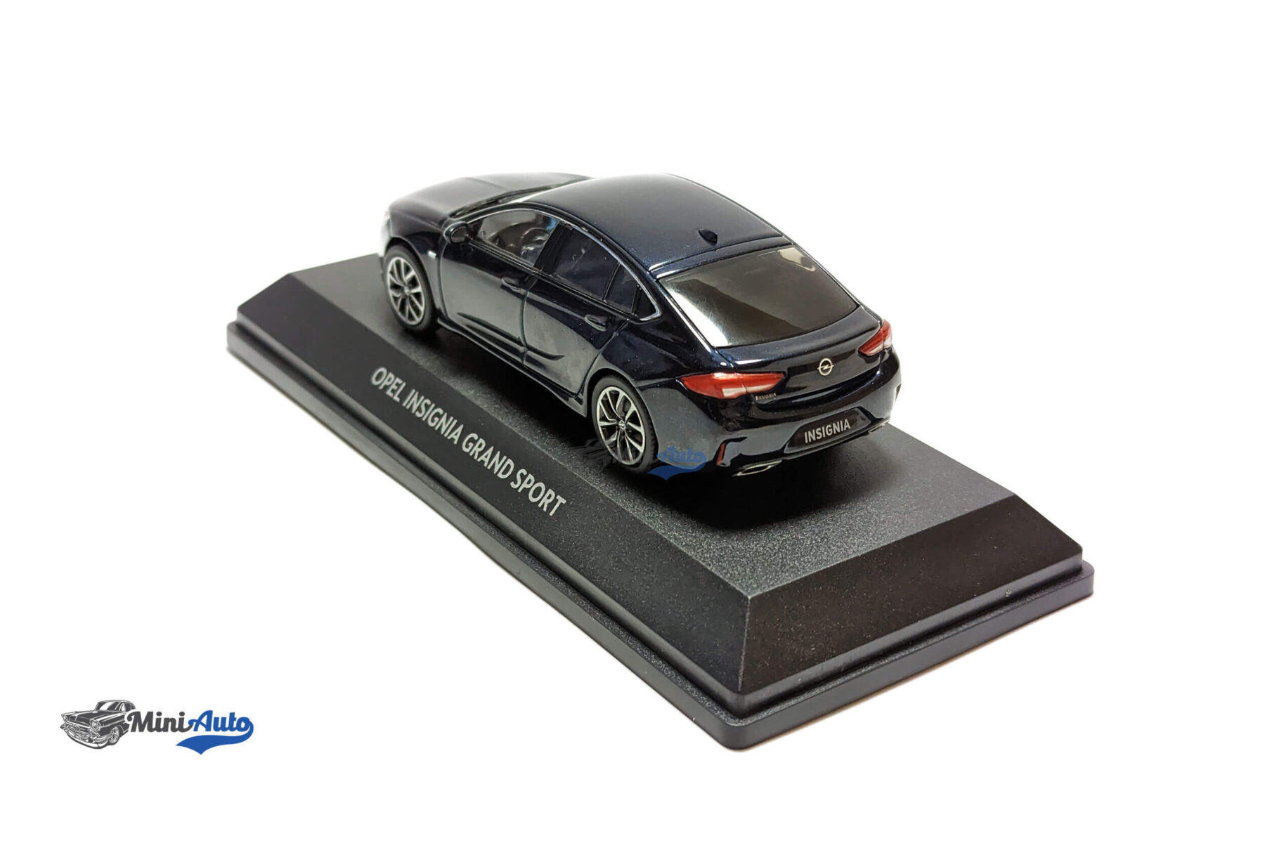 Opel Insignia Grand Sport - 2017 - Blue - Image 6