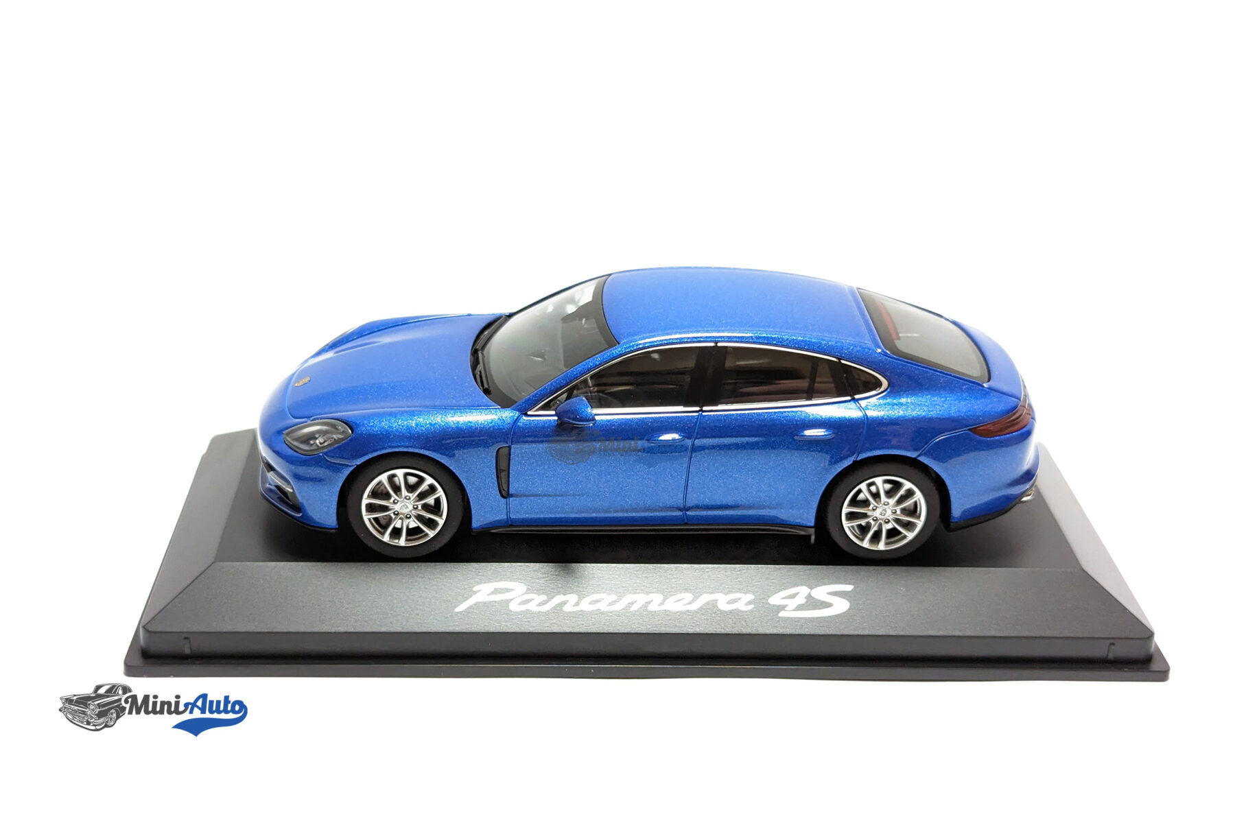 Porsche Panamera 4S (2. Gen.) - 2016 - Blue - Image 2