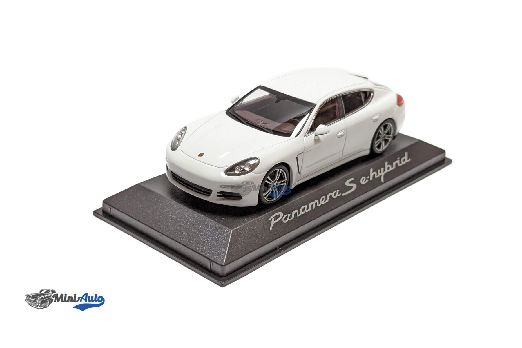 Porsche Panamera S Gen. II e-hybrid - 2014 - White - Image 3