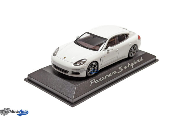 Porsche Panamera S Gen. II e-hybrid - 2014 - White
