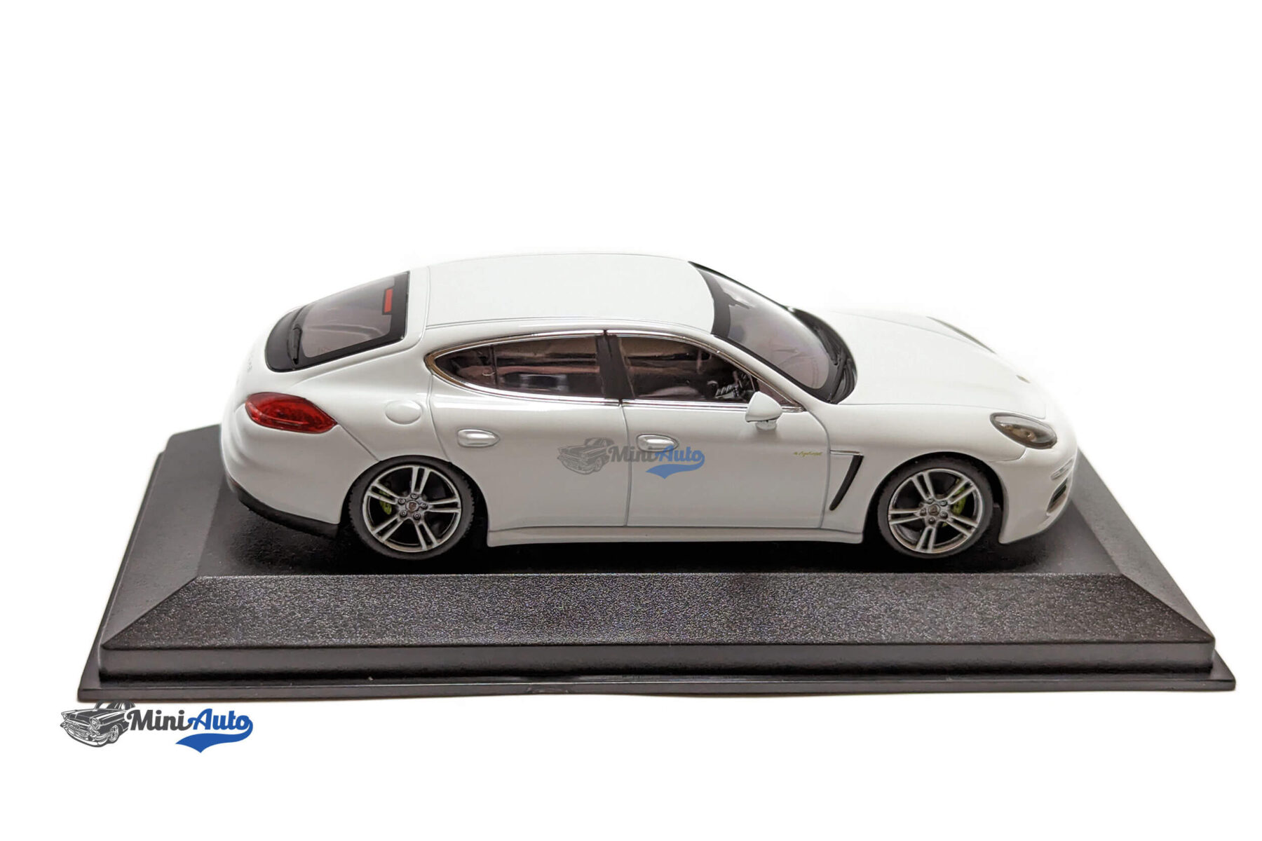 Porsche Panamera S Gen. II e-hybrid - 2014 - White - Image 5