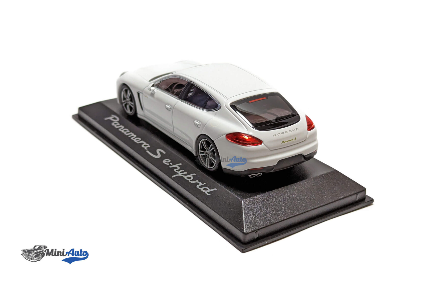 Porsche Panamera S Gen. II e-hybrid - 2014 - White - Image 6