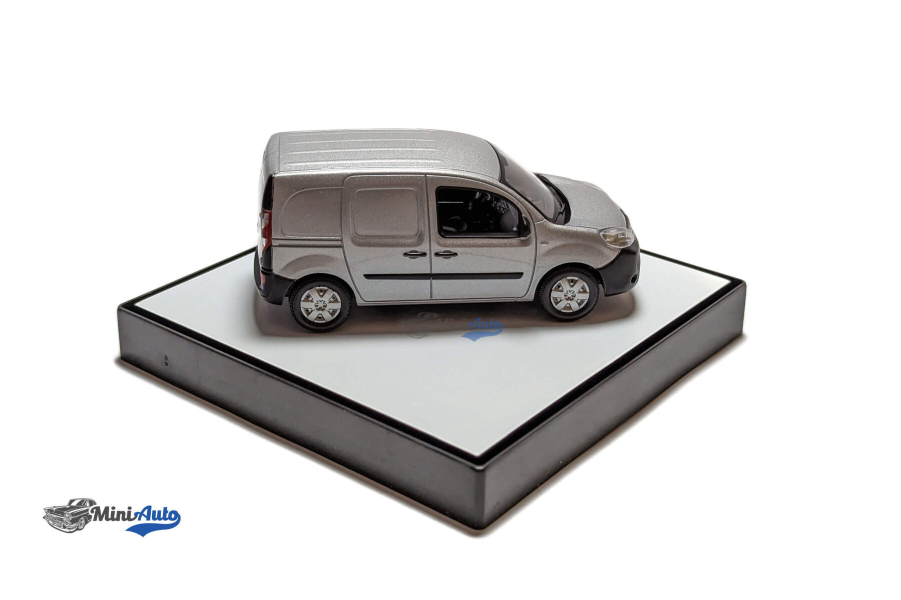 Renault Kangoo generation 2 Facelift - 2013 - Grey - Image 5