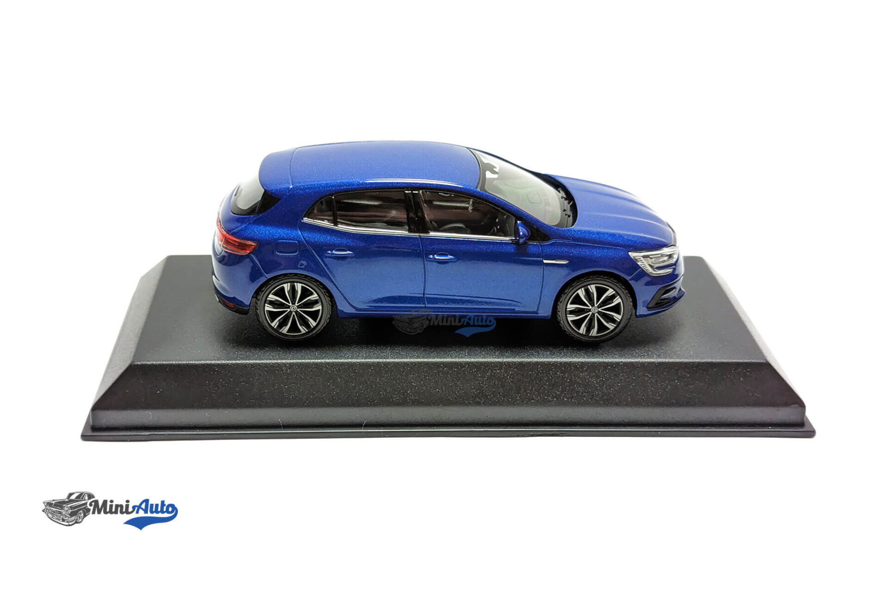 Renault Megane - 2020 - Blue - Image 5