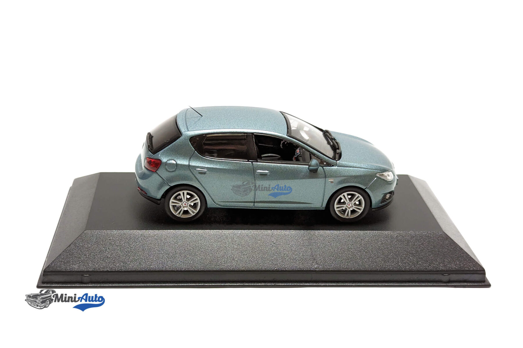 Seat Ibiza IV - 2017 - Light Blue - Image 5