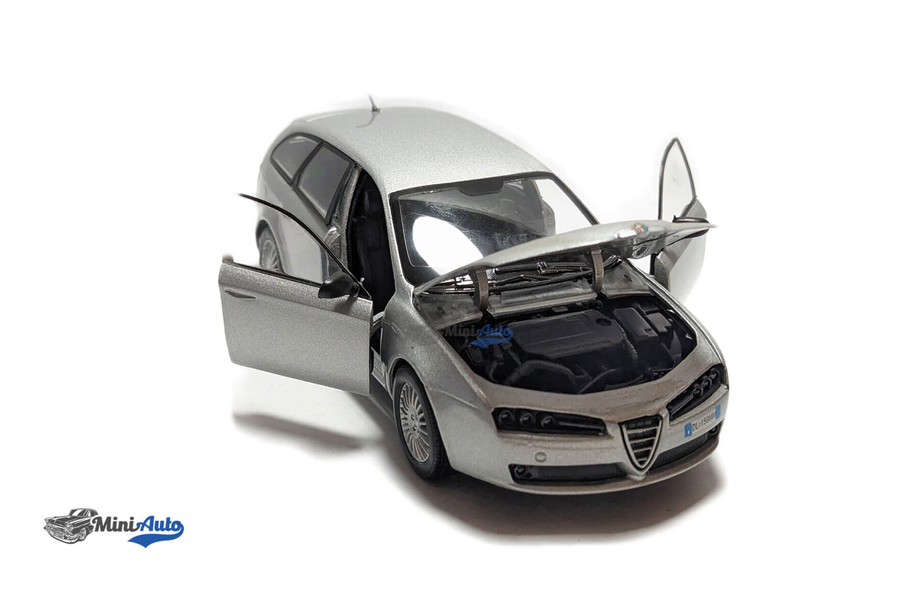 Alfa Romeo 159 Sportwagon SW - 2005 - Light Grey - Image 3