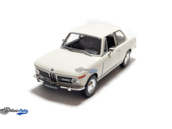 BMW 2002ti 2-Doors - 1966 - White