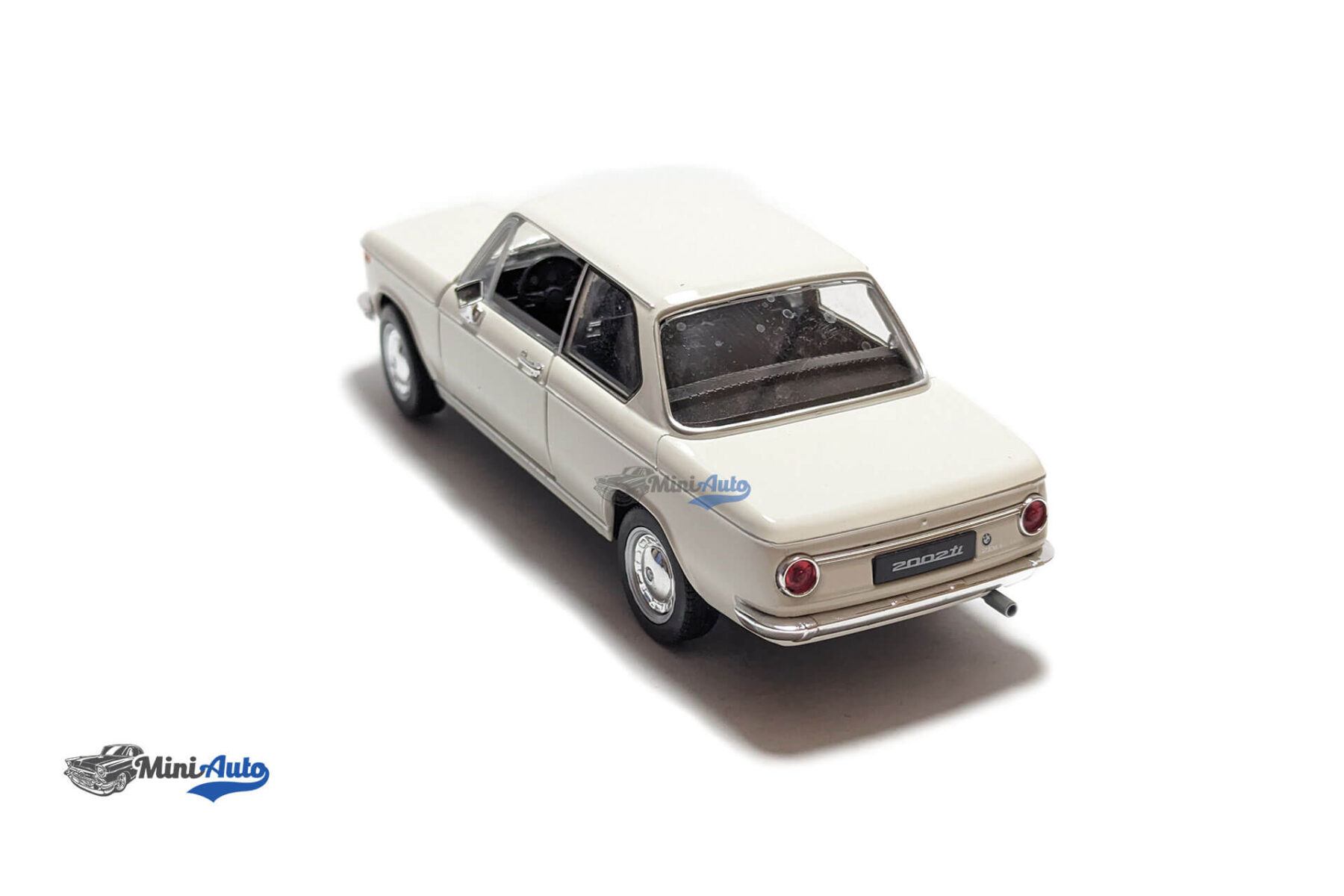 BMW 2002ti 2-Doors - 1966 - White - Image 10