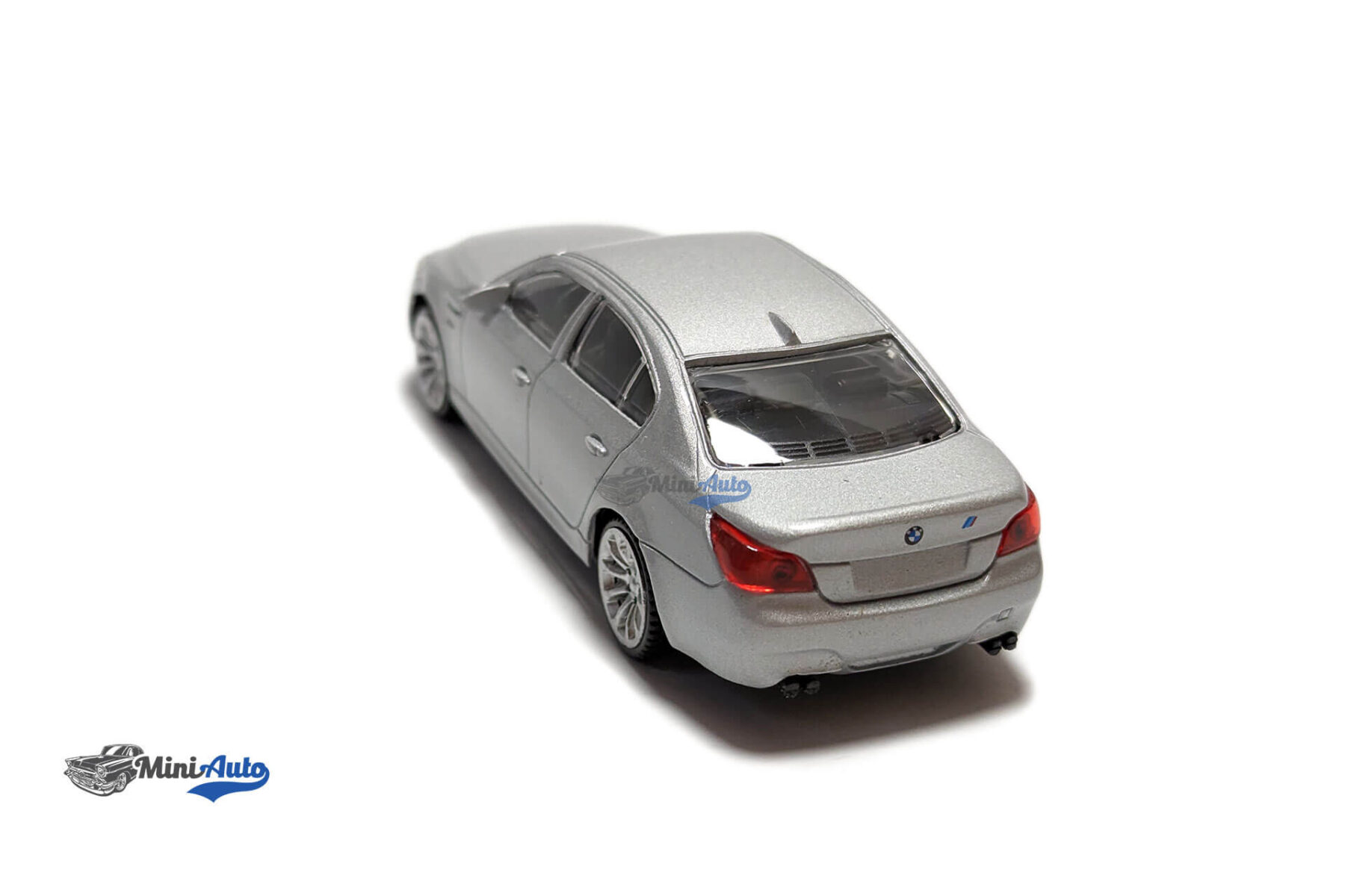 BMW 5-Series M5 (E60) - 2005 - Grey - Image 6