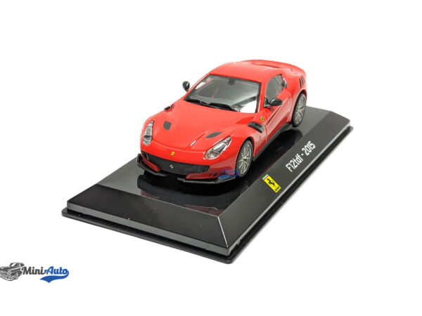 Ferrari F12tdf - 2015 - Red