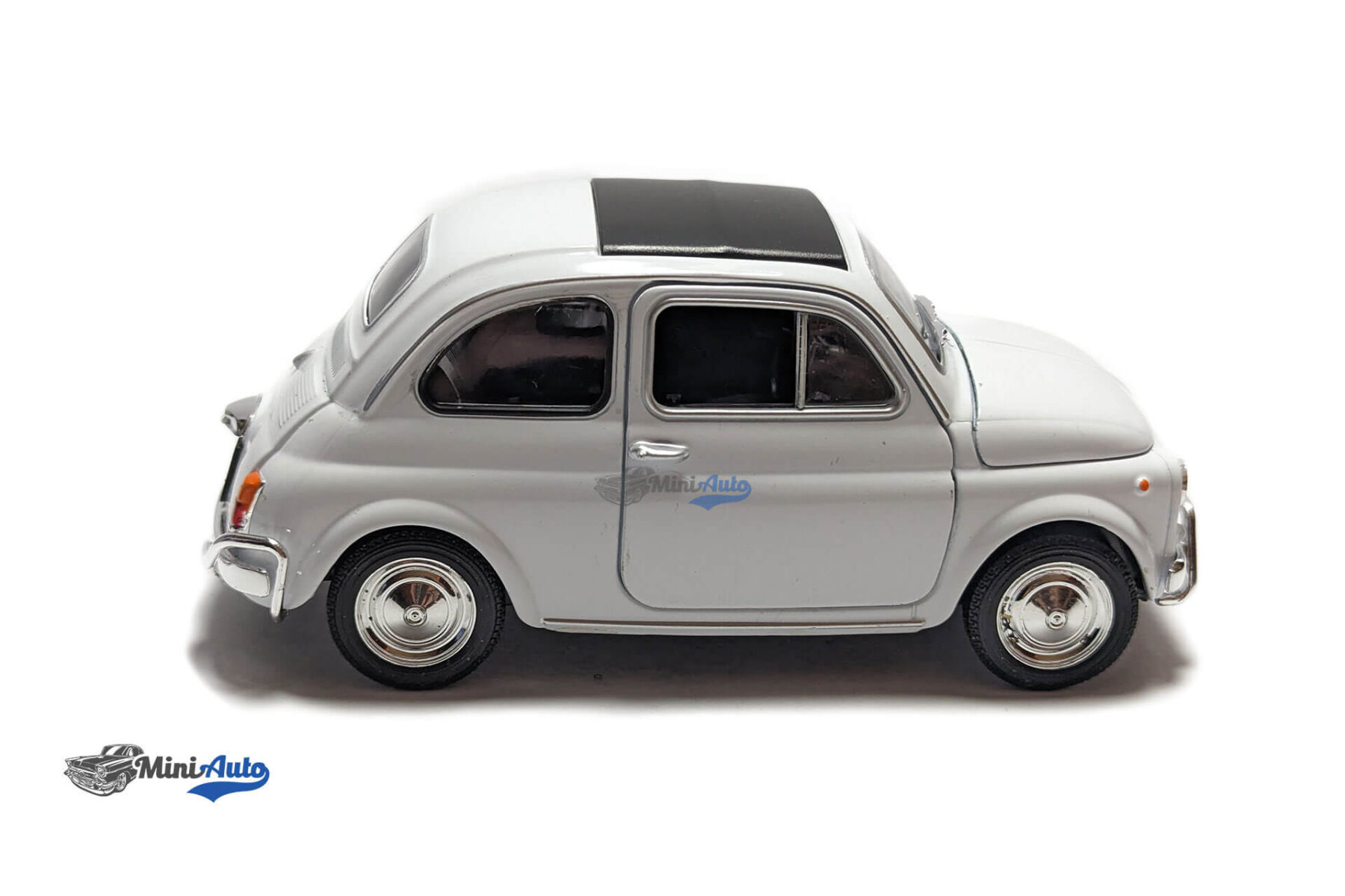 Fiat 500L - 1968 - White - Image 9