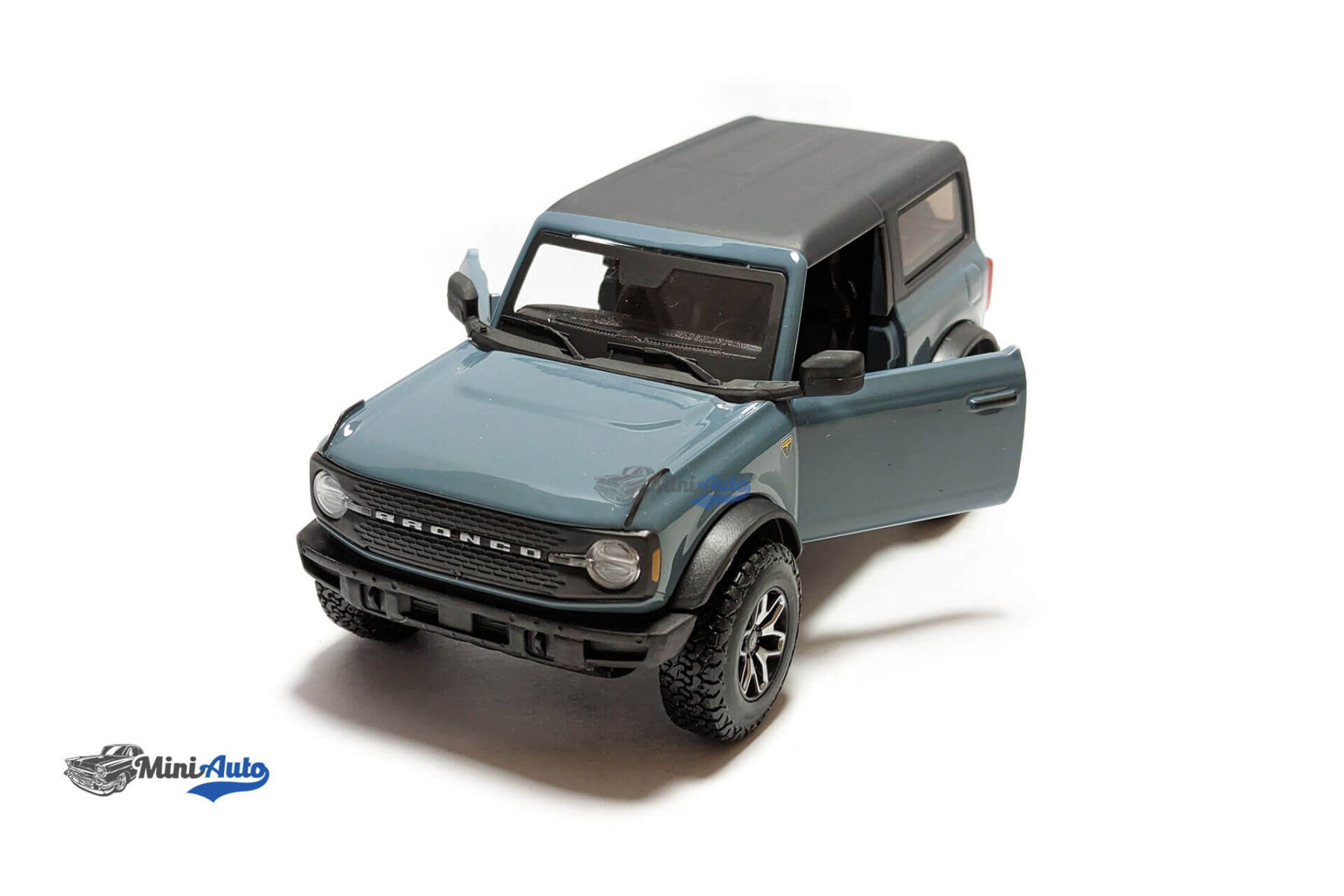 Ford Bronco Badlands - 2021 - Blue - Image 2