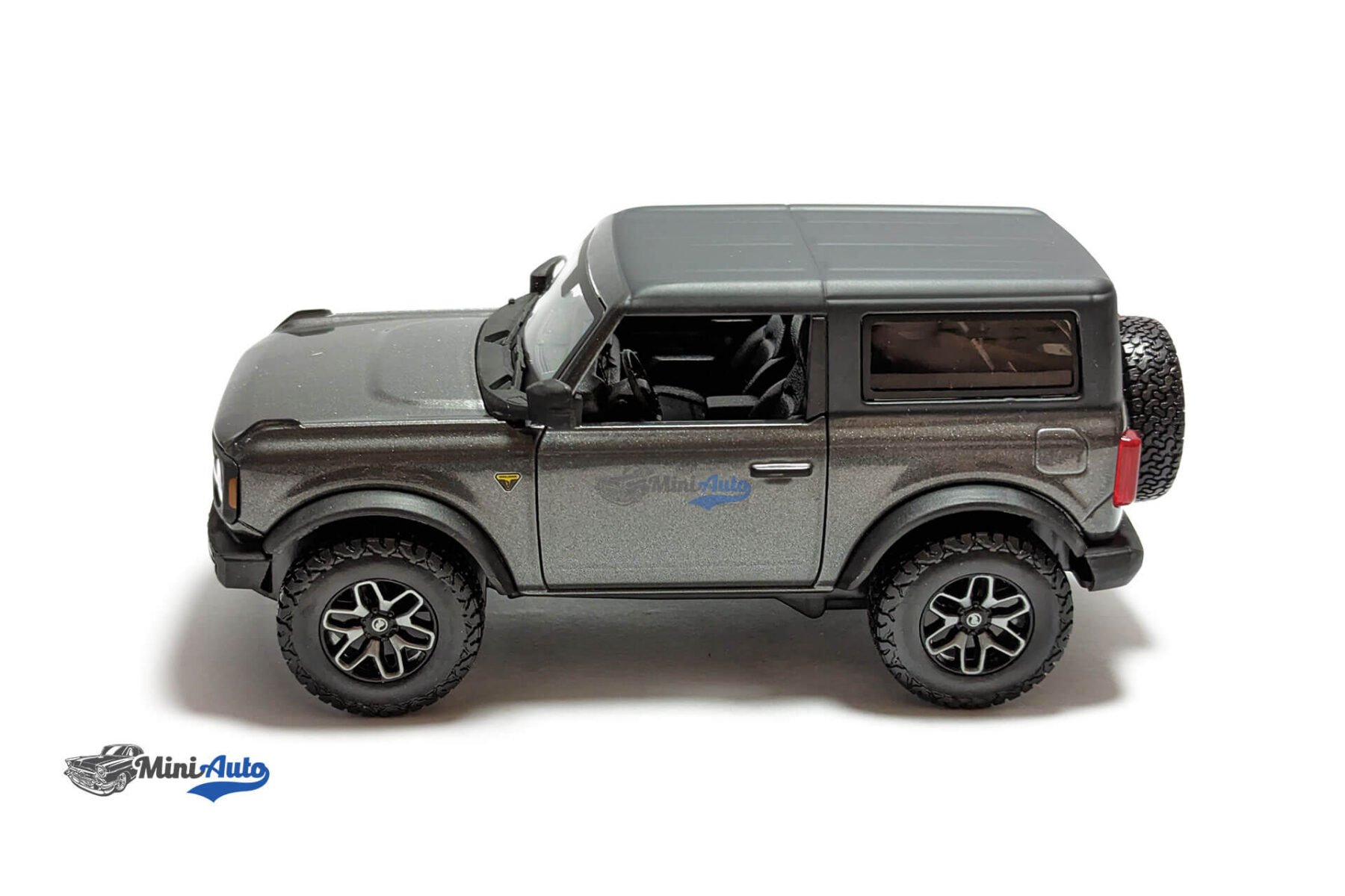 Ford Bronco Badlands - 2021 - Grey - Image 9
