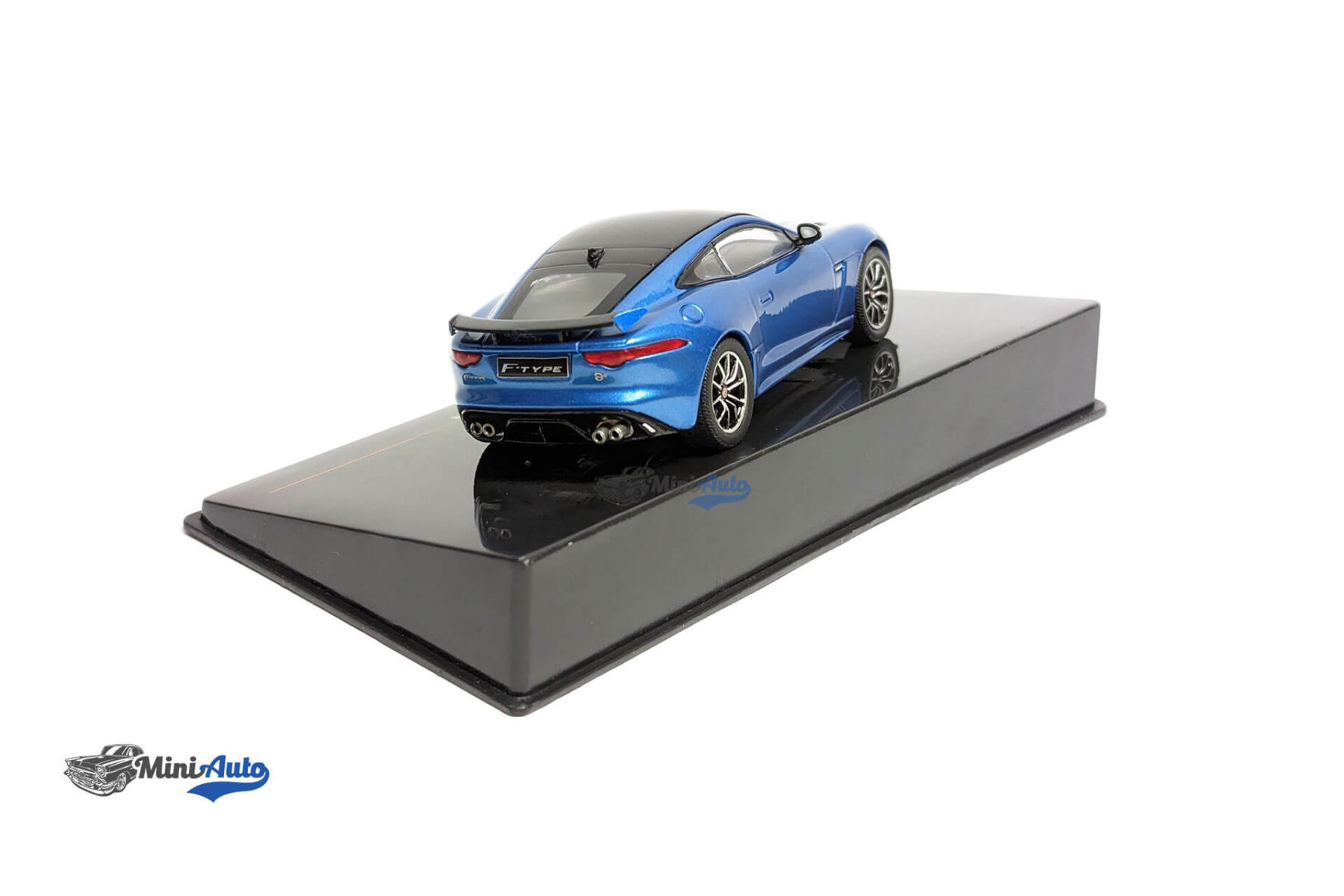 Jaguar-F-Type-SVR---2016---Blue_6 Jaguar F-Type SVR - 2016 - Blue - Image 7