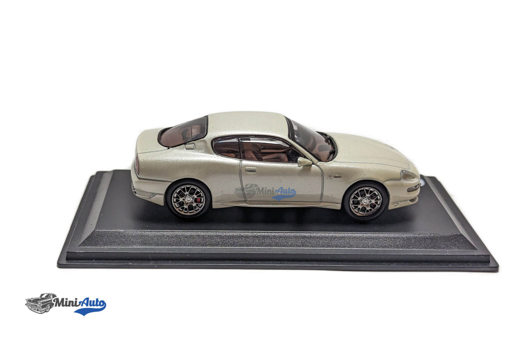 Maserati Coupe GranSport - 2004 - White - Image 5