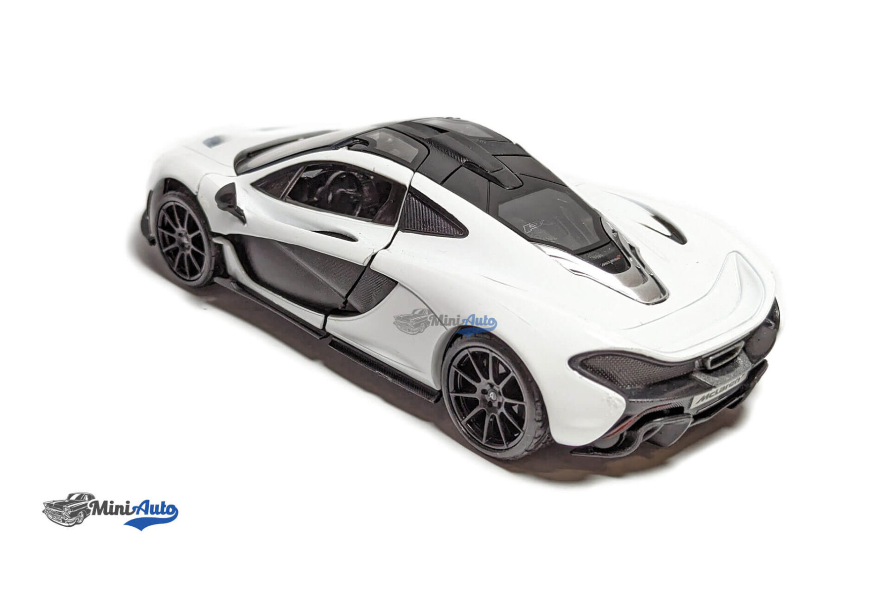 McLaren P1 - 2012 - White - Image 9