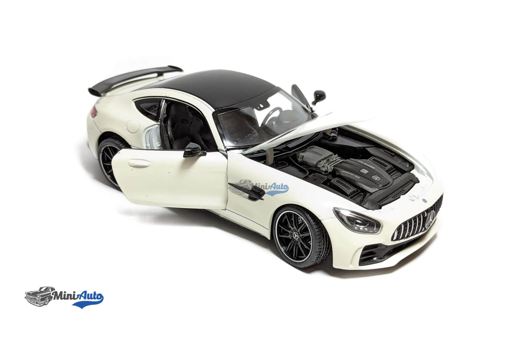 Mercedes-Benz GT-R AMG V8 Biturbo - 2017 - Beige - Image 3