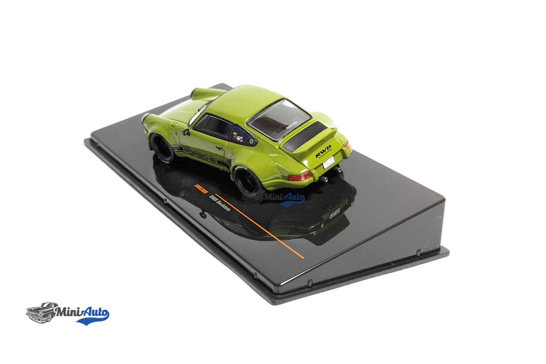 Porsche 911 RWB - 1973 - Green - Image 6