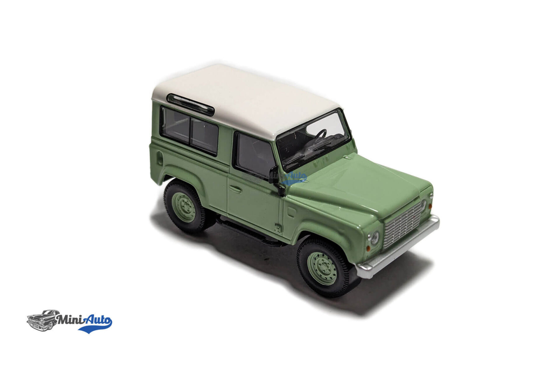 Land Rover Defender - 1995 – Green - Image 5