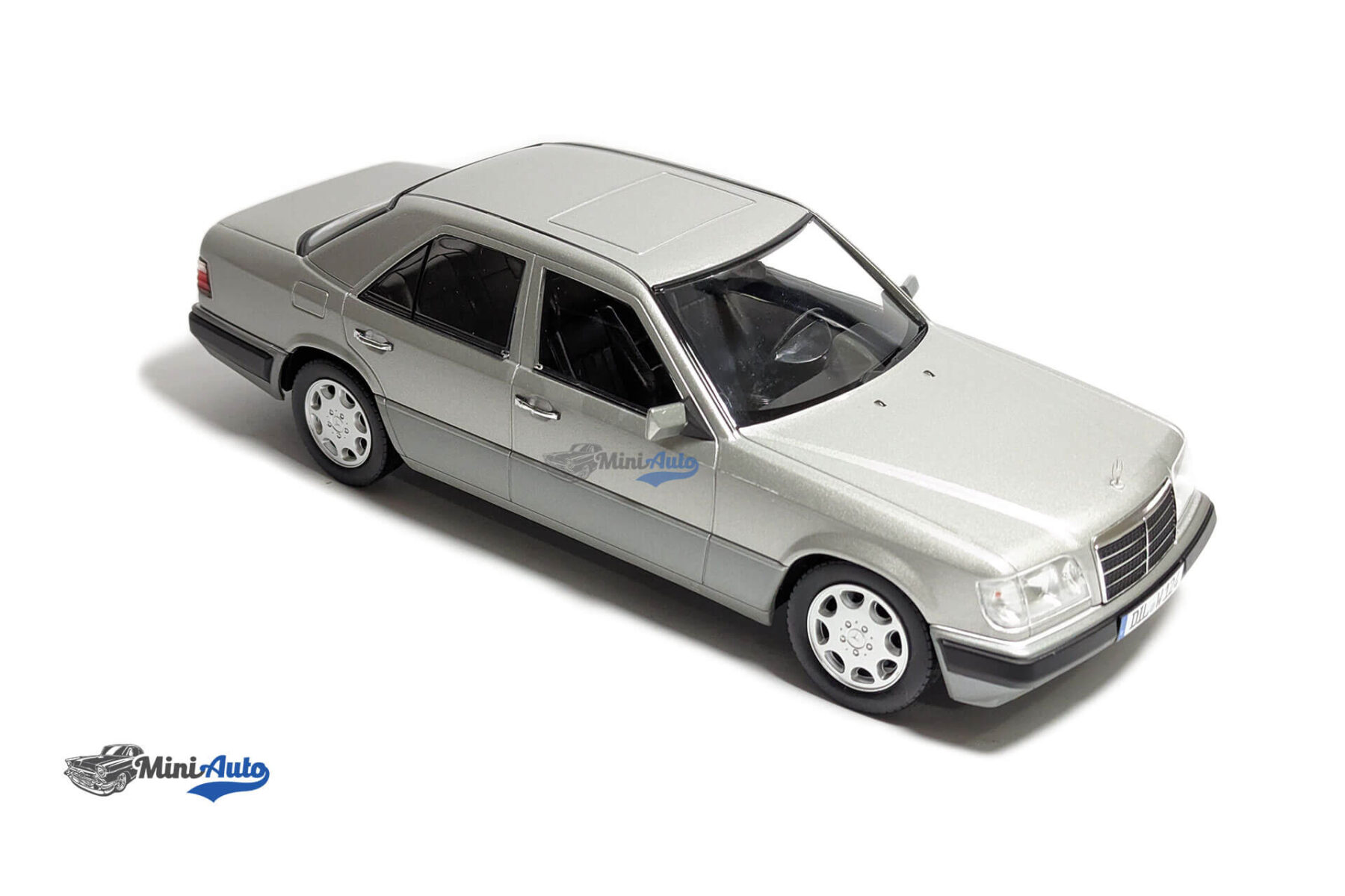 Mercedes-Benz-E-Klasse-(W124)---1989---Silver_2 Mercedes-Benz E-Klasse (W124) - 1989 - Silver - Image 5