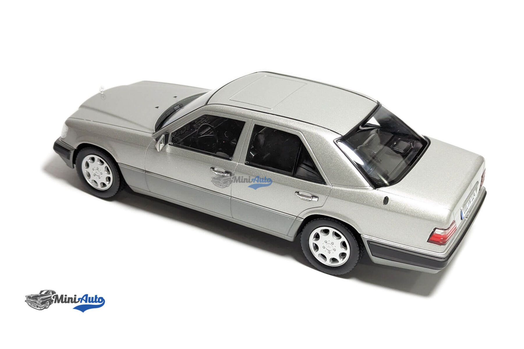 Mercedes-Benz-E-Klasse-(W124)---1989---Silver_5 Mercedes-Benz E-Klasse (W124) - 1989 - Silver - Image 6