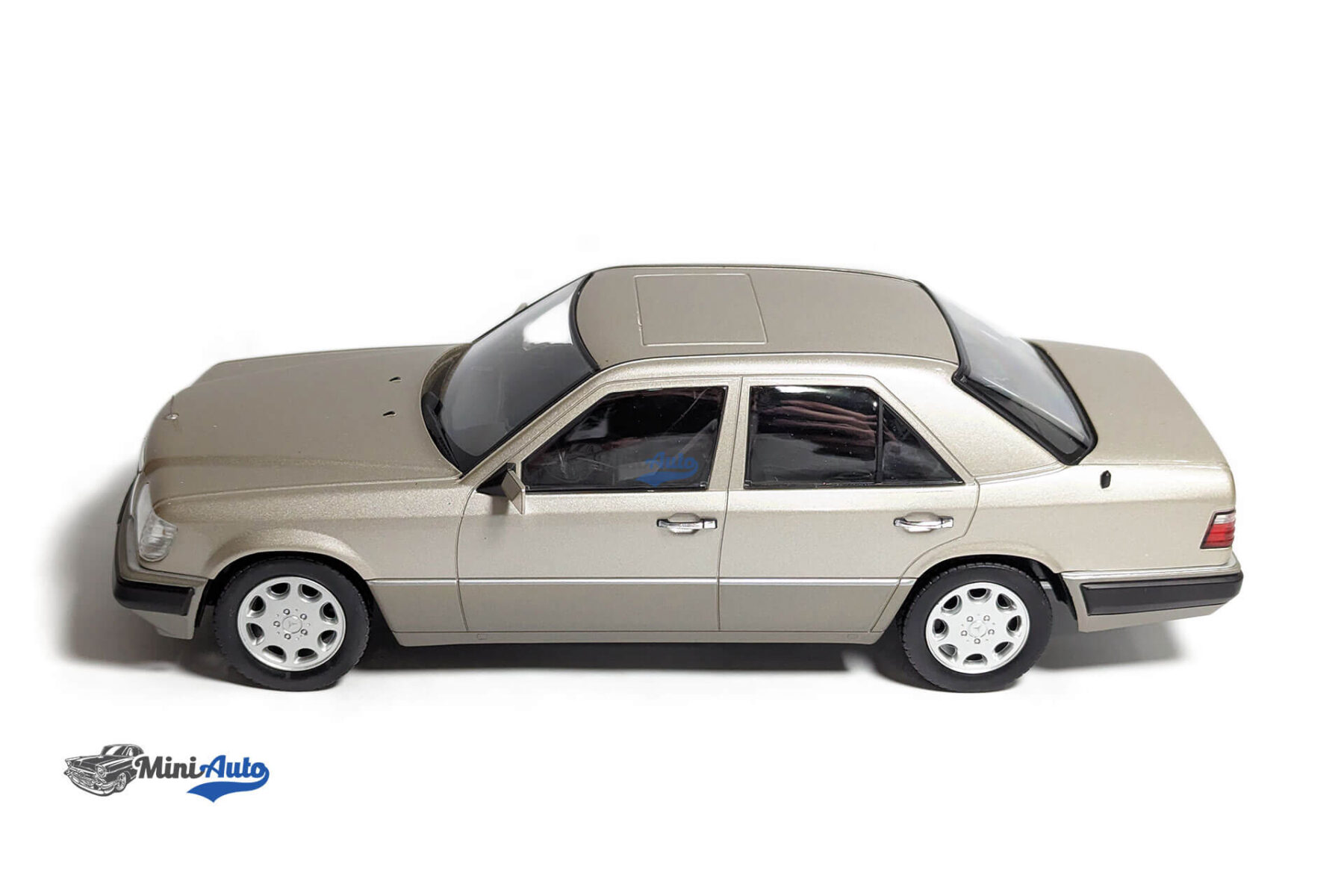 Mercedes-Benz-E-Klasse-(W124)---1989---smoke-Silver_6 Mercedes-Benz E-Klasse (W124) - 1989 - smoke Silver - Image 2