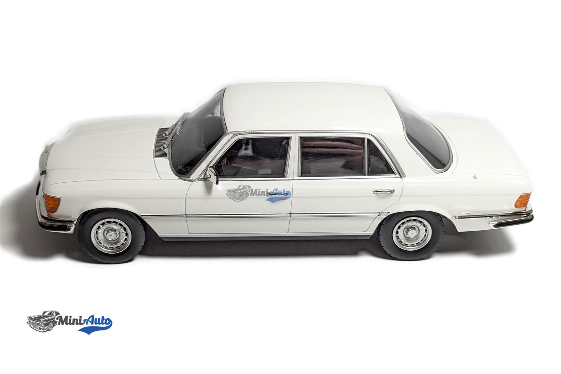 Mercedes-Benz-S-class-450-SEL-6.9-(W116)---1975---White_4 Mercedes-Benz S-class 450 SEL 6.9 (W116) - 1975 - White - Image 2