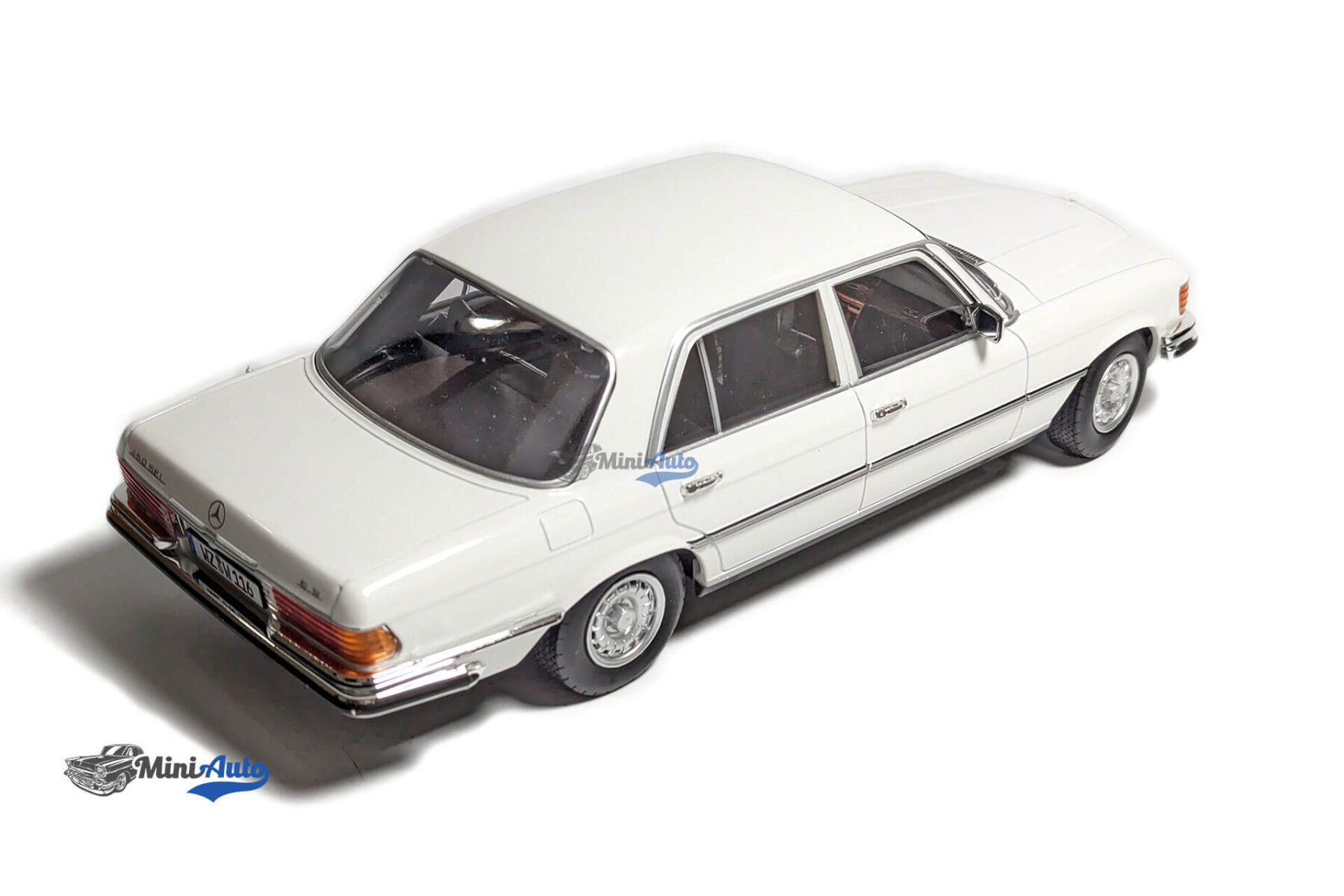 Mercedes-Benz-S-class-450-SEL-6.9-(W116)---1975---White_6 Mercedes-Benz S-class 450 SEL 6.9 (W116) - 1975 - White - Image 7
