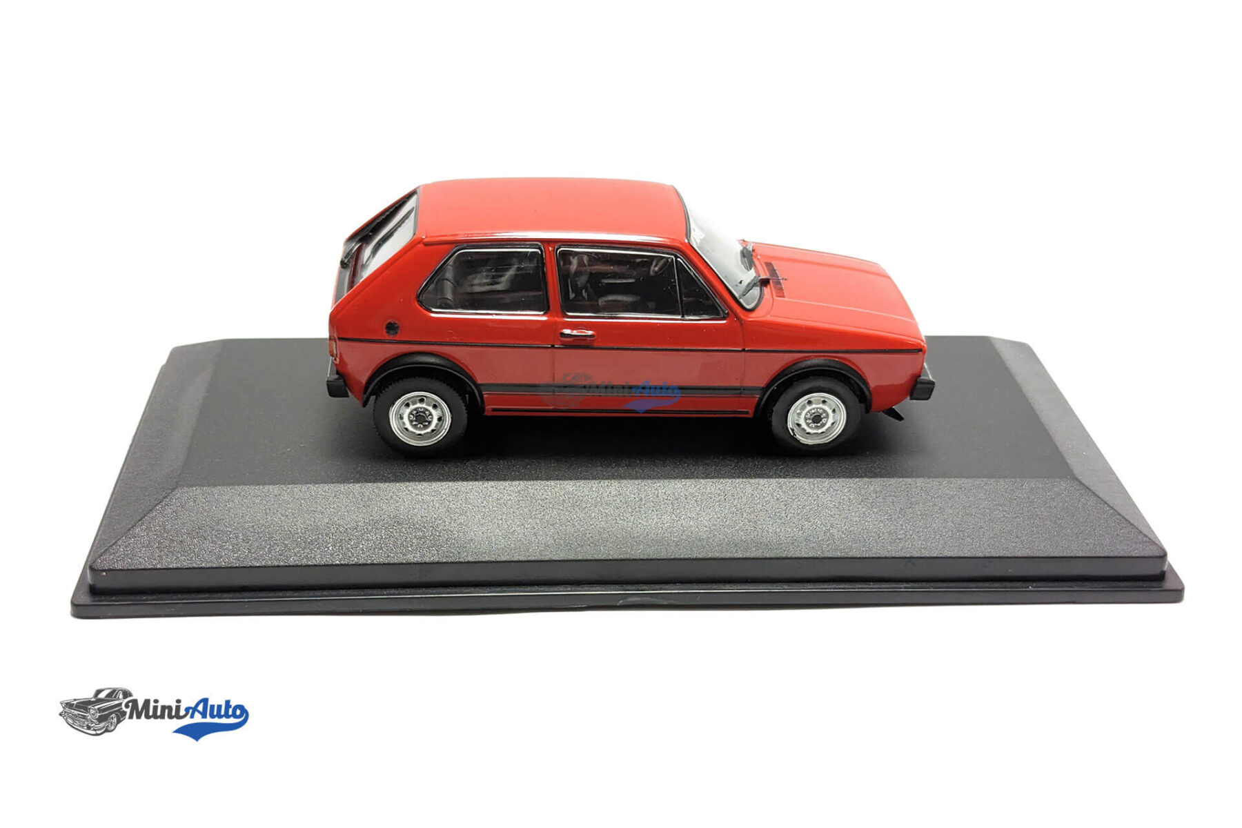 Volkswagen Golf GTI - 1976 - Red - Image 3