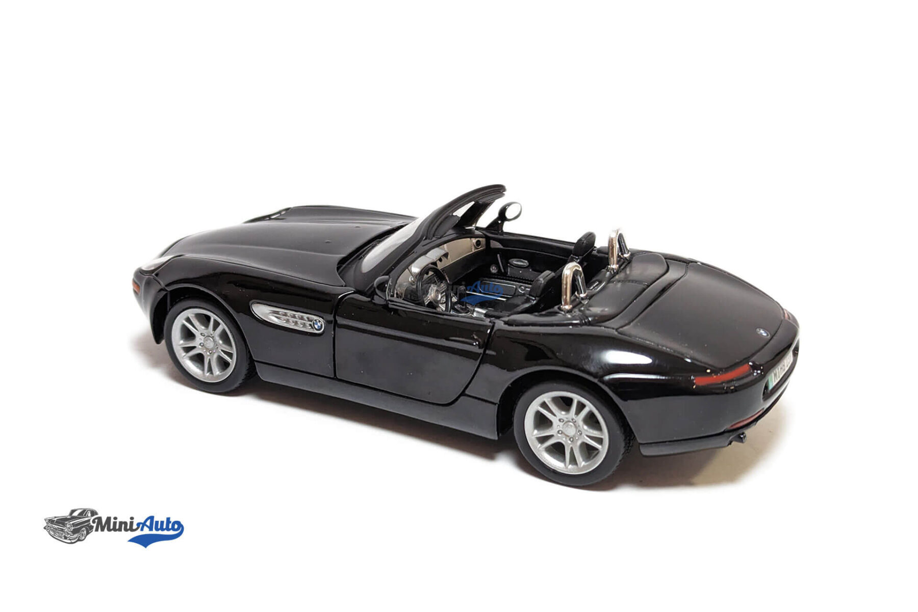 BMW Z8 (E52) - 2000 - Black - Image 10