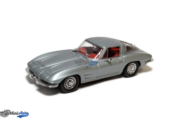 Chevrolet Corvette Stingray - 1965 - Grey