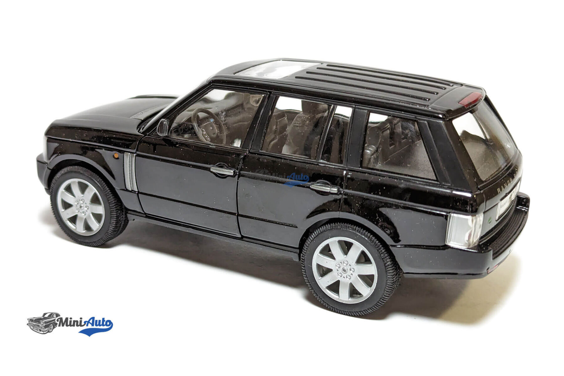 Land Rover Range Rover - 2003 - Black - Image 10