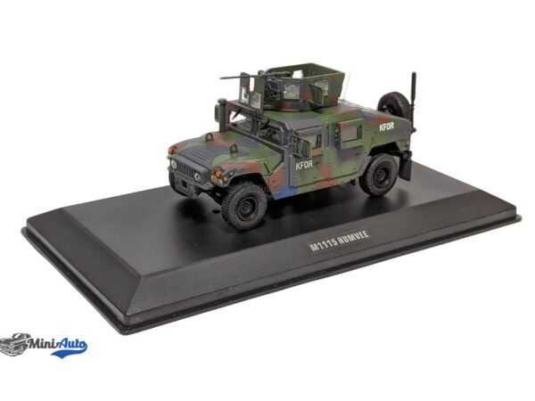 AM General M1115 Humvee Kfor - 1983 - Green