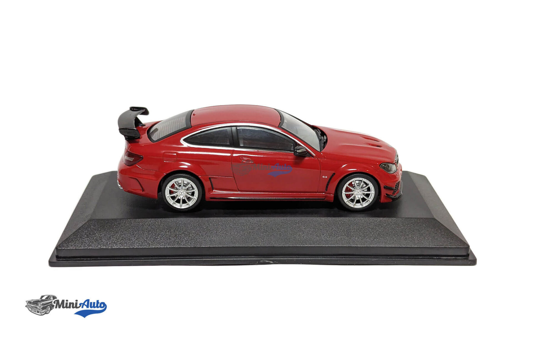 Mercedes-Benz C63 AMG Black Series - 2012 - Red - Image 3