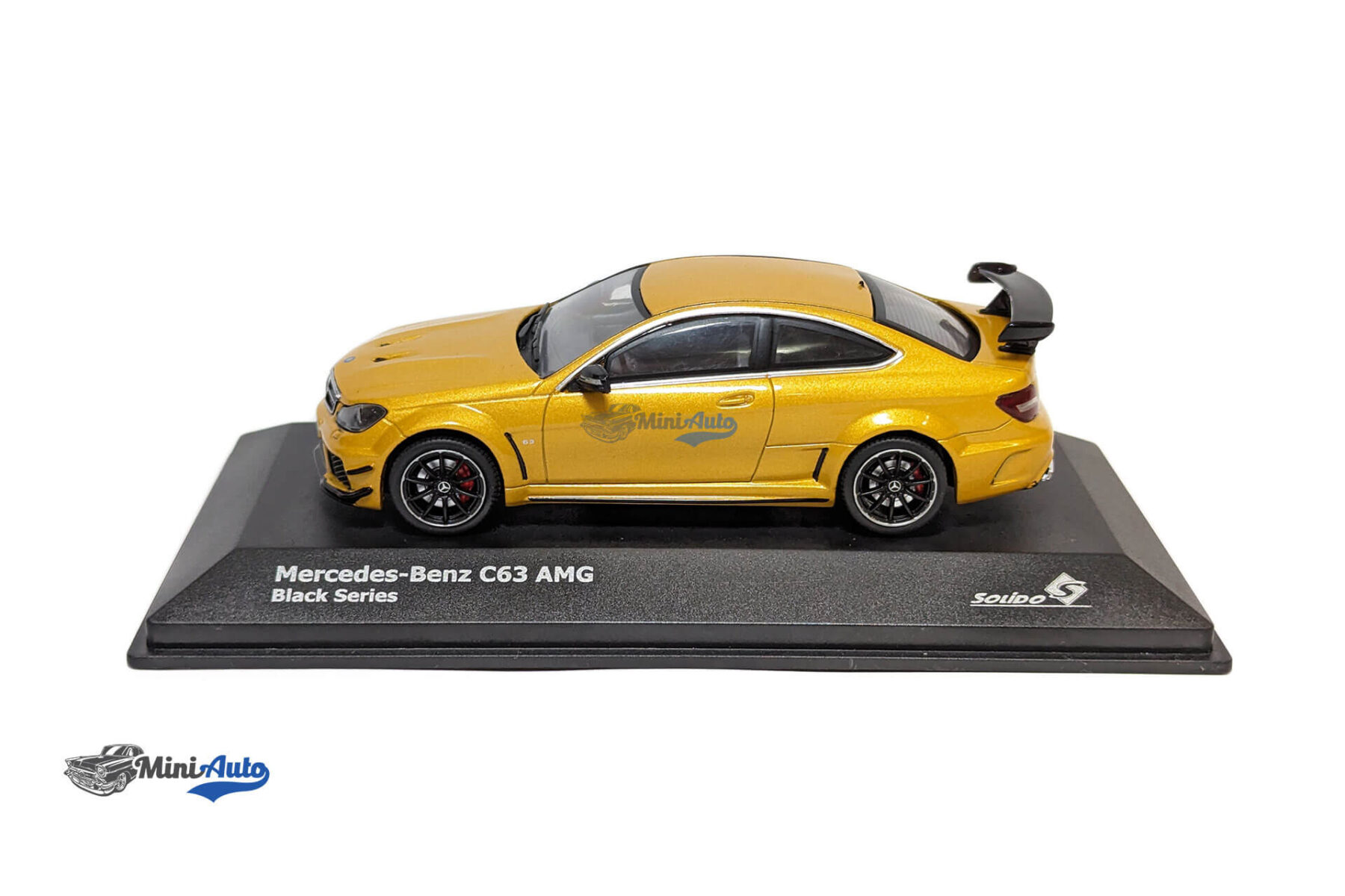 Mercedes-Benz C63 AMG Black Series - 2012 - Yellow - Image 2