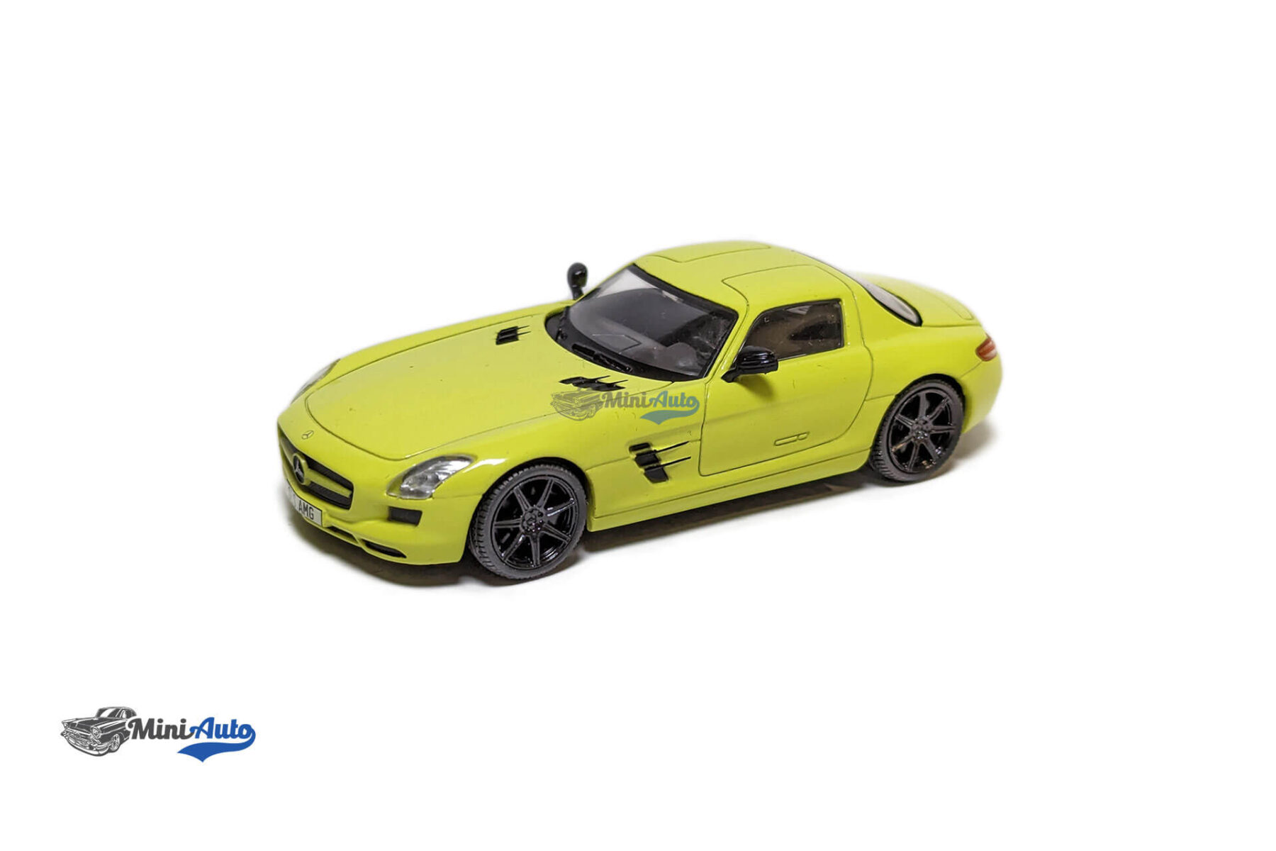 Mercedes Benz SLS AMG - 2010 - Yellow - Image 4